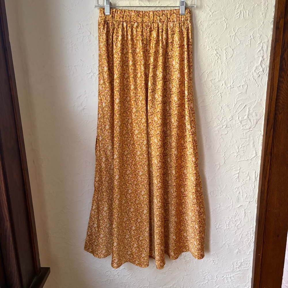 Carly Jean Los Angeles Floral Maxi Skirt Size Small - Picture 2 of 6